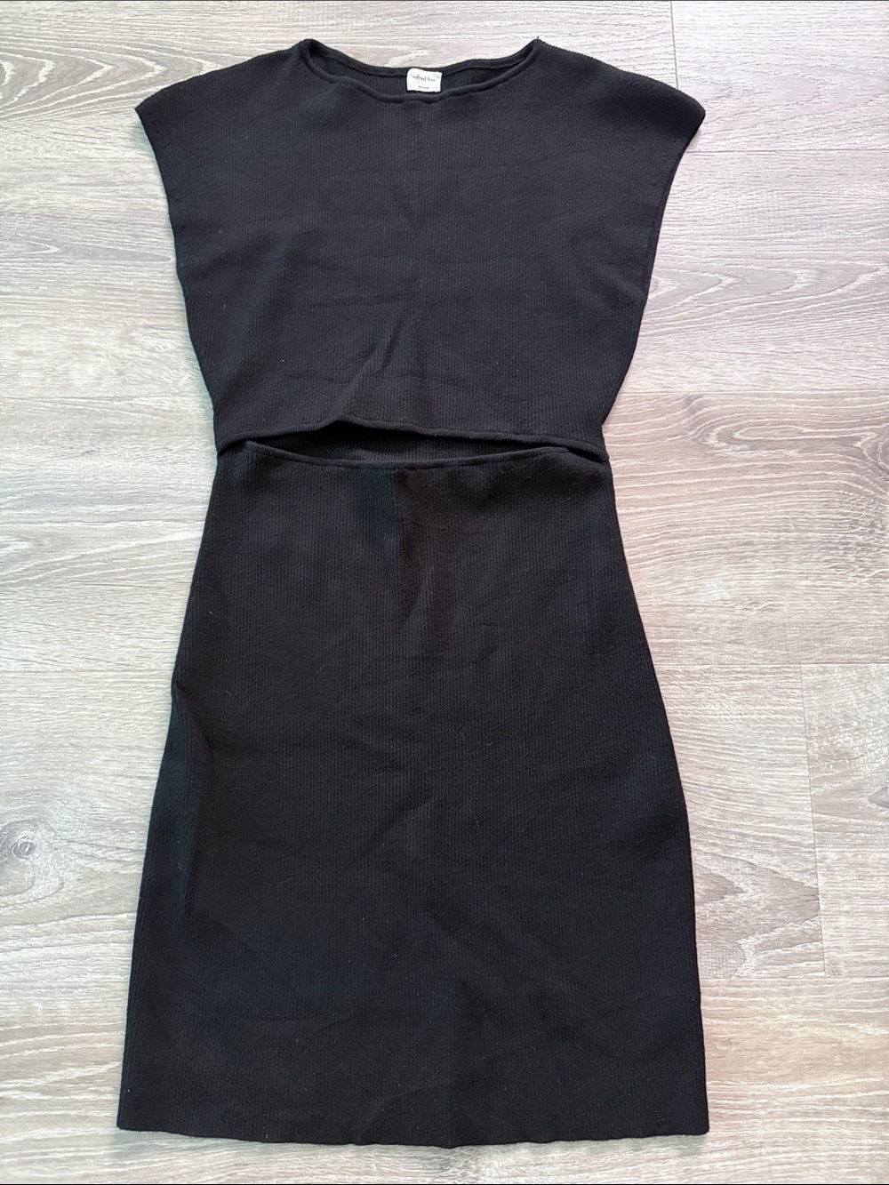 Aritzia Wilfred free knit dress